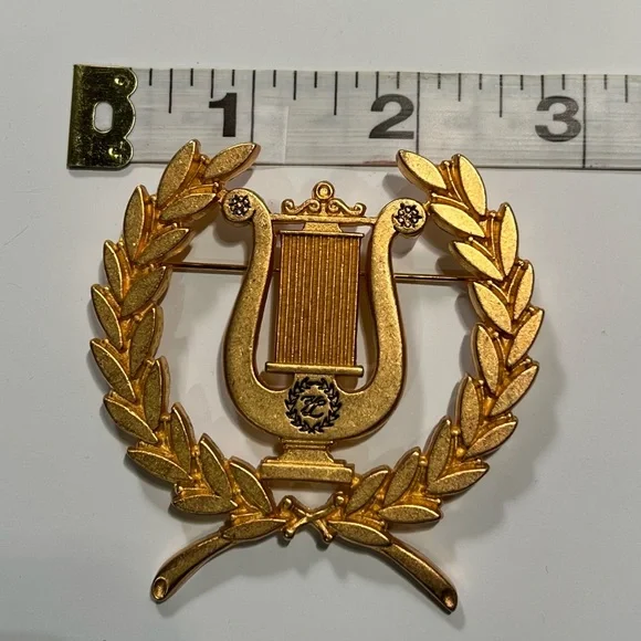 Karl Lagerfeld Bijoux Laurel & Lyre Brooch - Picture 5 of 5